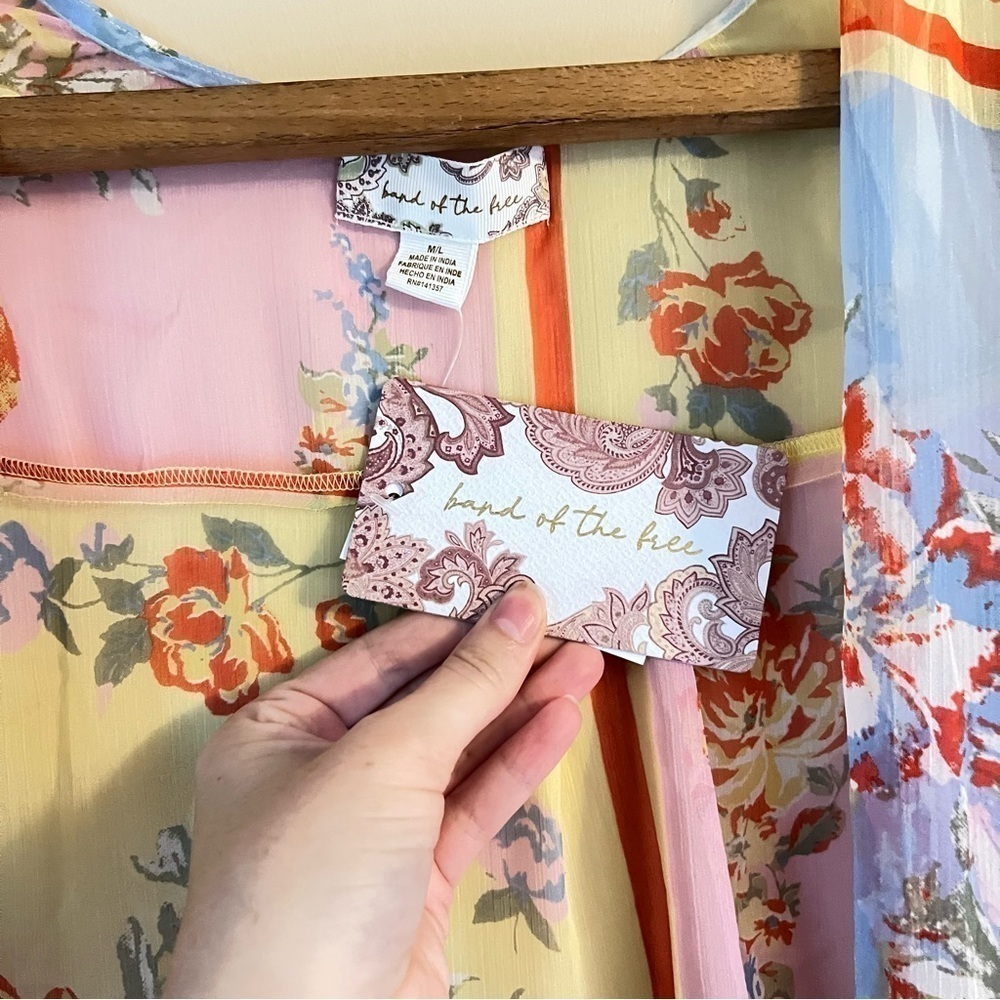 Band Of The Free Floral Kimono - Picture 4 of 5